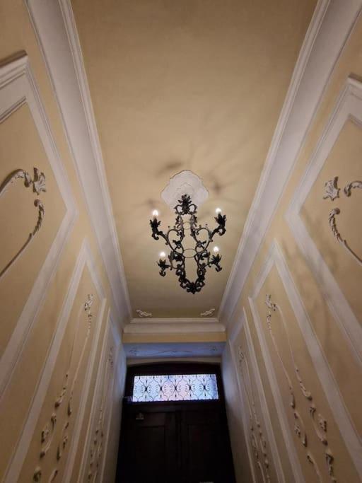 Fil-Rouge - Elegante E Tranquilla Vista In Centro Lägenhet Turin Exteriör bild