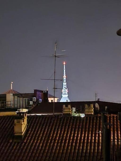 Fil-Rouge - Elegante E Tranquilla Vista In Centro Lägenhet Turin Exteriör bild